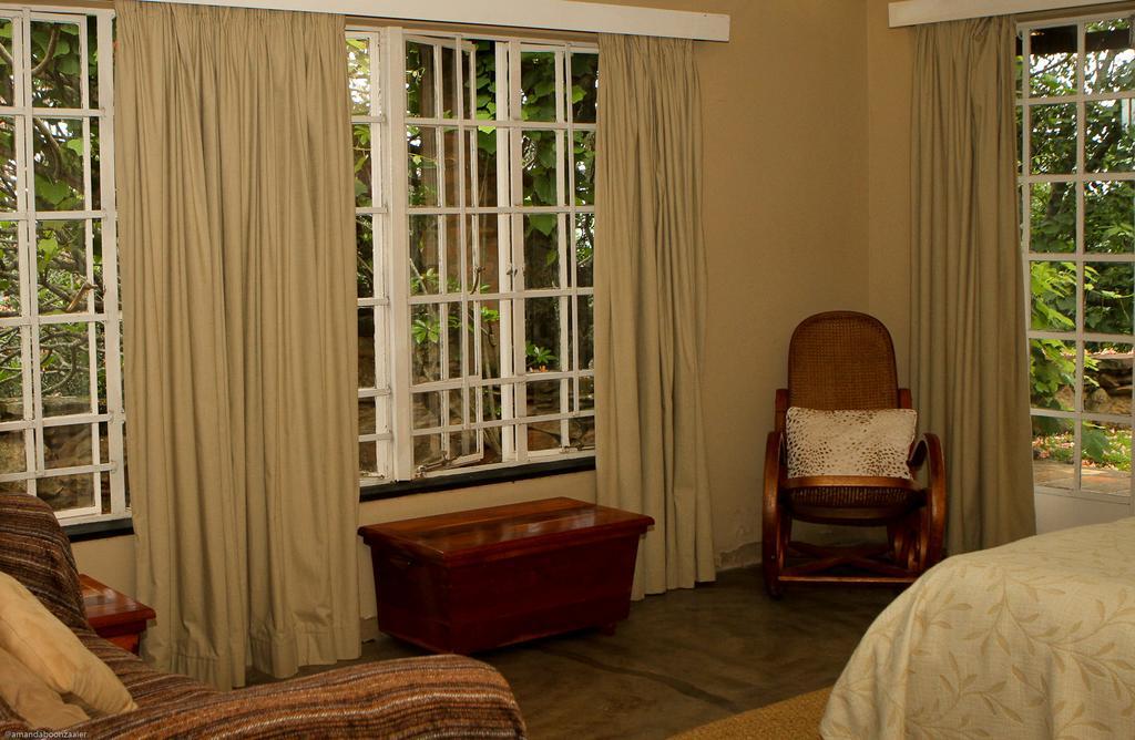 Down Gran'S Self-Catering Cottage Lobamba Exteriér fotografie